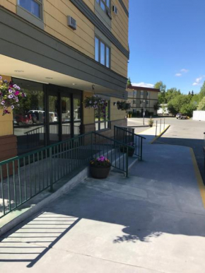  Americas Best Value Inn & Suites Anchorage Airport  Анкоридж